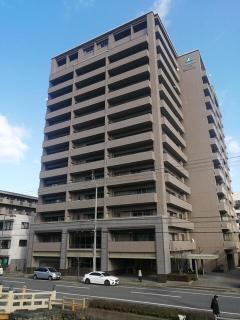 サーパス徳島中央公園の建物情報 徳島県徳島市徳島町２丁目 アットホーム 建物ライブラリー 不動産 物件 住宅情報