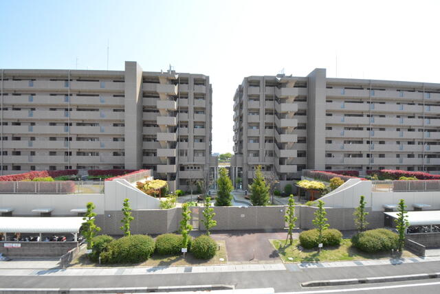 ライオンズガーデン稲沢イーストウイングの建物情報 愛知県稲沢市大塚南５丁目 アットホーム 建物ライブラリー 不動産 物件 住宅情報