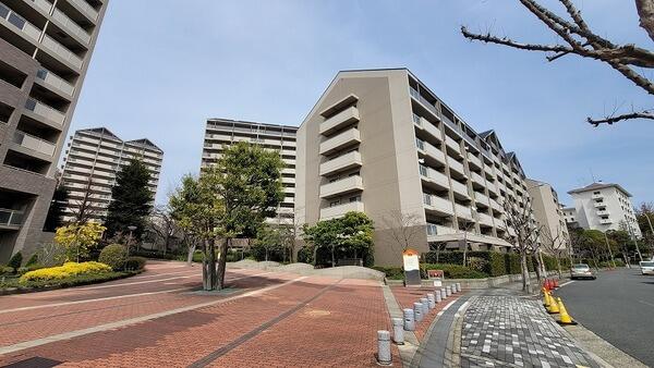 阪急ヒルズコート高槻３番館の建物情報 大阪府高槻市上土室１丁目 アットホーム 建物ライブラリー 不動産 物件 住宅情報