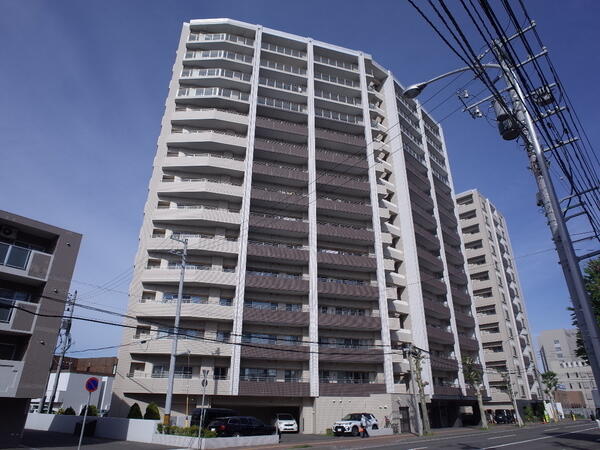 クリーンリバー フィネス桑園ステーションフロントウエストの建物情報 北海道札幌市中央区北十二条西１５丁目 アットホーム 建物ライブラリー 不動産 物件 住宅情報