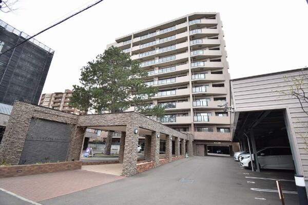 ル サンク中島公園の建物情報 北海道札幌市中央区南十六条西４丁目 アットホーム 建物ライブラリー 不動産 物件 住宅情報