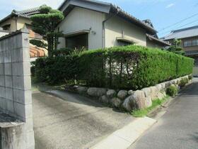 三重県津市栗真中山町