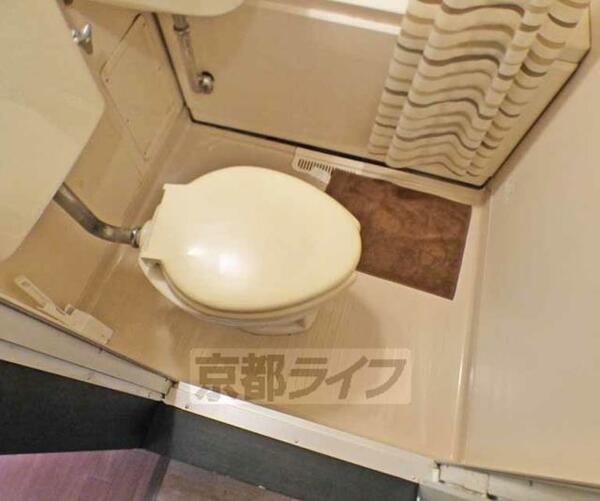 画像7:清潔そうなトイレです。