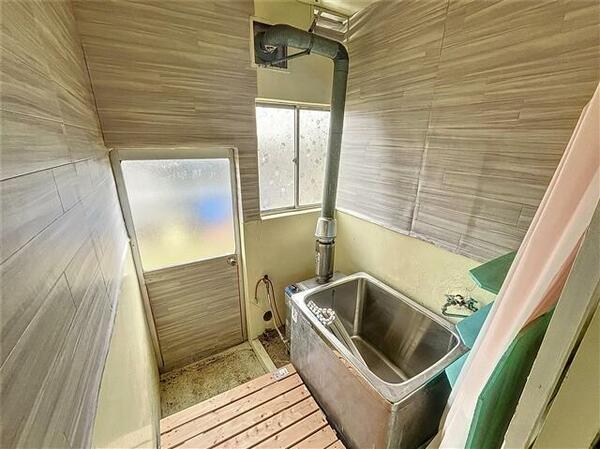 detached 福島県二本松市茶園２丁目
地図を見る