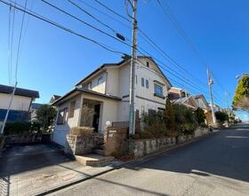 山梨県上野原市コモアしおつ2丁目