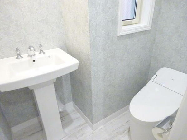 detached 東京都新宿区西落合１丁目

地図を見る