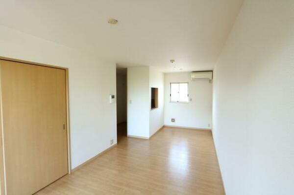 apartment 栃木県芳賀郡市貝町大字赤羽
赤羽の賃貸情報を見る
物件地図