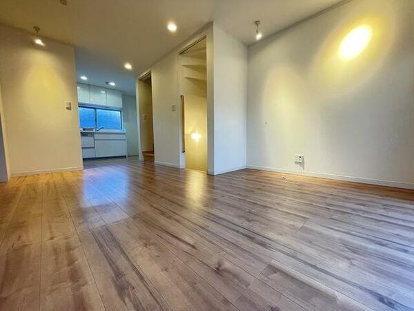 detached 東京都港区白金６丁目

地図を見る