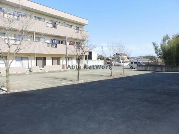 apartment 茨城県古河市上片田
地図を見る