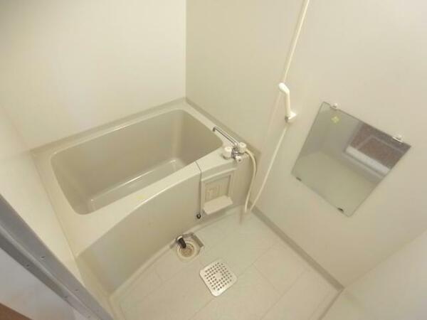 画像8:浴室換気設備付きバス