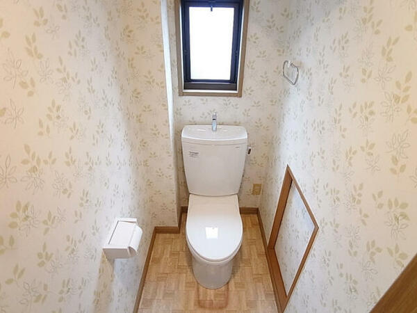 トイレも1階と2階にそれぞれにあります。