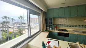 逗子マリーナ７号棟