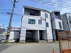 神奈川県藤沢市川名1丁目