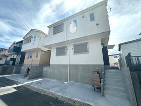 神奈川県茅ヶ崎市小和田１丁目