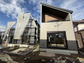 神奈川県横浜市旭区上白根１丁目