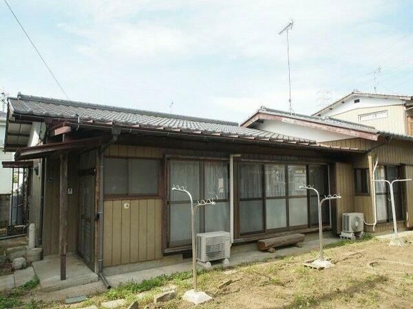 detached 茨城県かすみがうら市稲吉南１丁目

地図を見る
