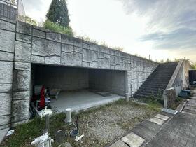 奈良県奈良市中登美ヶ丘２丁目