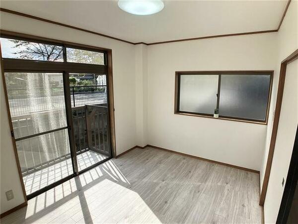 apartment 福島県田村郡三春町大字下舞木字石崎
下舞木の賃貸情報を見る
物件地図