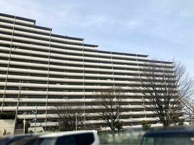 メゾンドールウイングヒルズ　３番館
