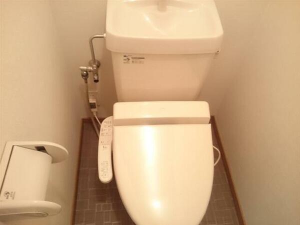 画像3:トイレ（洗浄暖房便座付）
