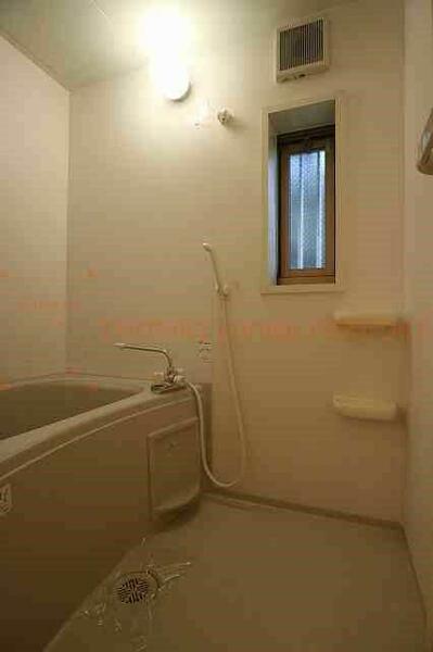 浴室：福岡・佐賀の賃貸物件・お部屋探しはトーマスリビングまで