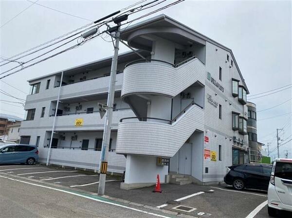 アーバンコート久保田｜愛媛県新居浜市久保田町２丁目(賃貸マンション2LDK・2階・64.00㎡)の写真 その1