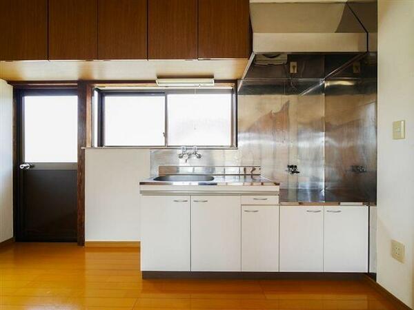 画像5:自然光が入る窓のあるキッチン！！