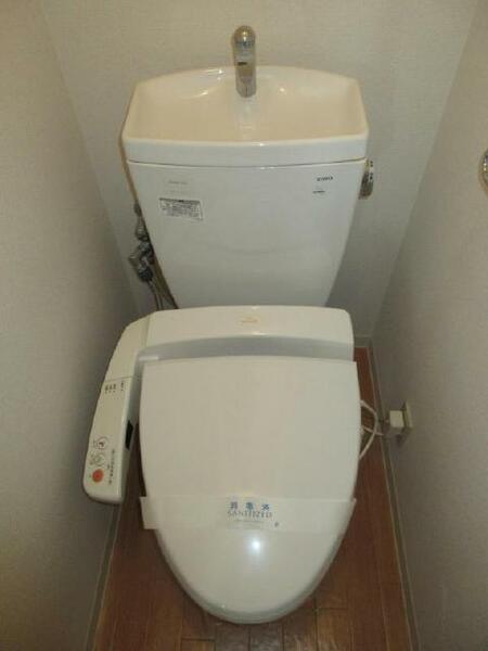 画像12:温水洗浄暖房便座付きトイレ☆