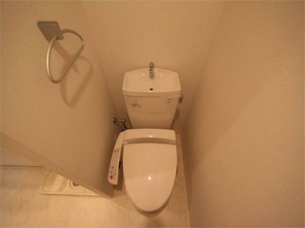 画像7:温水洗浄暖房便座（お風呂トイレ別）