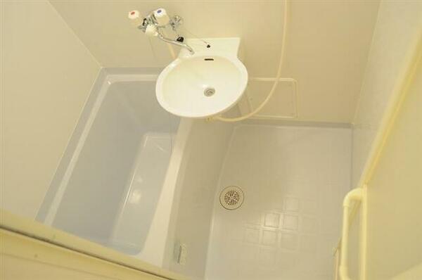 画像9:浴室乾燥機付きのお風呂