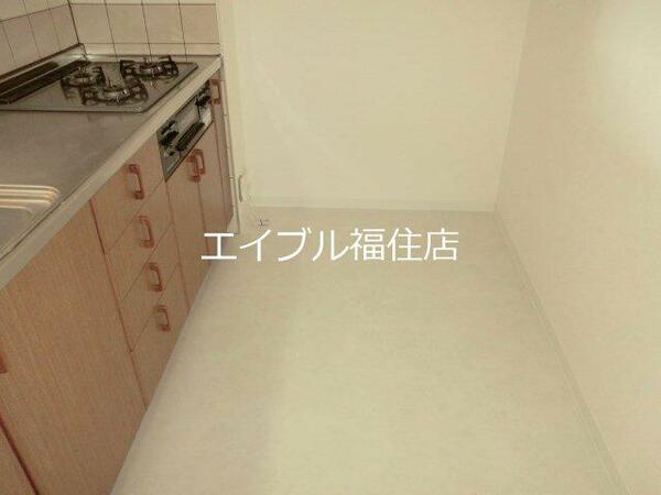 画像13:キッチン