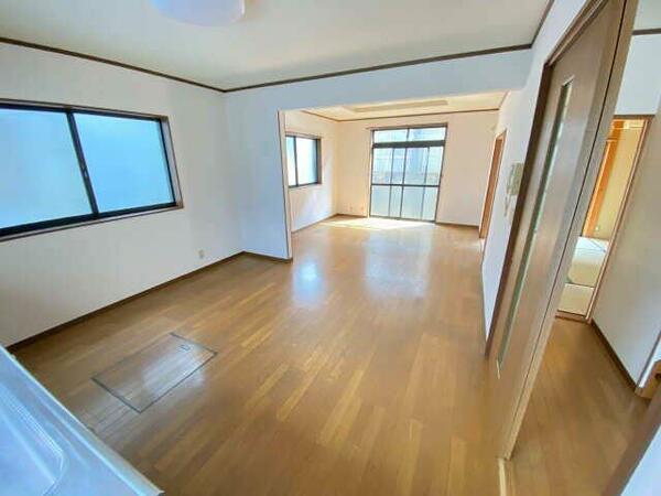 奥田貸家　中央棟｜愛知県稲沢市奥田町下二条(賃貸一戸建4LDK・--・95.24㎡)の写真 その3