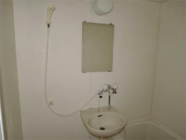 画像7:浴室内洗面（他室参照）
