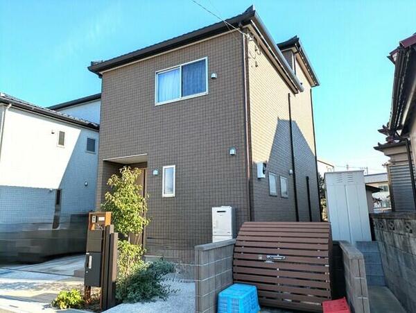 detached 埼玉県越谷市瓦曽根２丁目
地図を見る