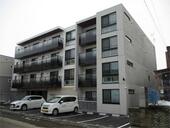 札幌市東区本町一条１丁目 4階建 築5年のイメージ