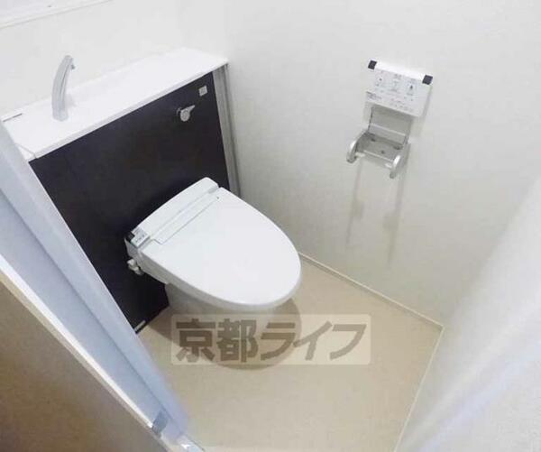 画像7:すっきりとしたトイレです。