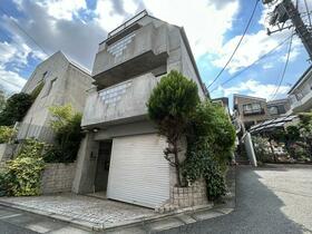 東京都目黒区上目黒３丁目