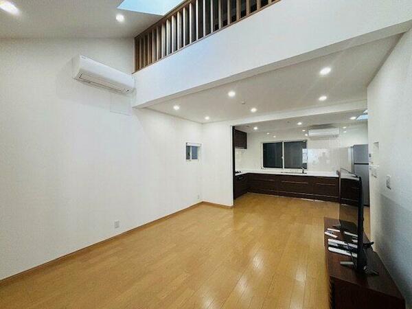 detached 東京都中央区湊３丁目

地図を見る