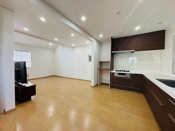 detached 東京都中央区湊３丁目

地図を見る