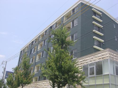愛知県名古屋市天白区平針３丁目（マンション）の賃貸物件の外観