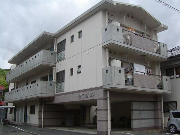 愛媛県宇和島市大浦(賃貸マンション3LDK・1階・68.78㎡)の写真 その1
