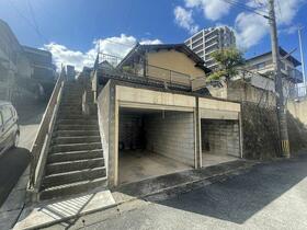 福岡県筑紫野市紫１丁目