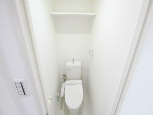 画像6:温水洗浄便暖房座付トイレ