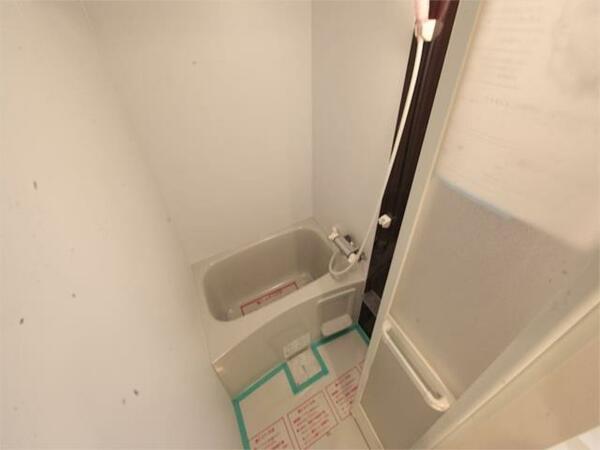画像4:浴室暖房乾燥機機能付バス