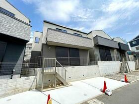 東京都府中市清水が丘３丁目