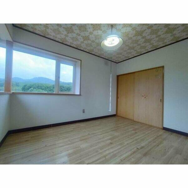 detached 北海道石狩市浜益区実田

地図を見る