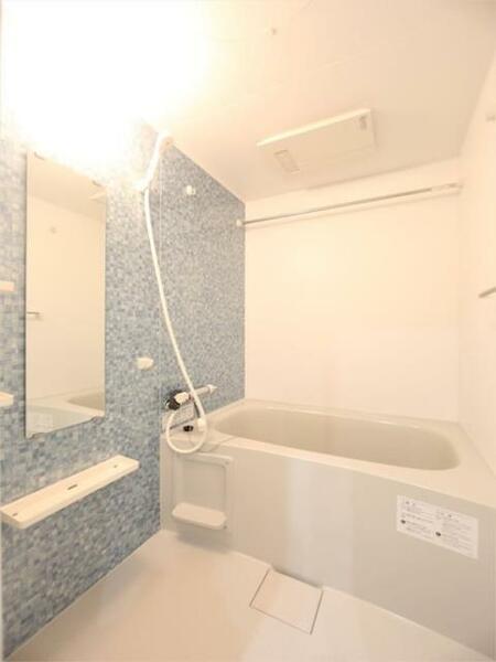 画像5:バスルーム　浴室暖房乾燥機付