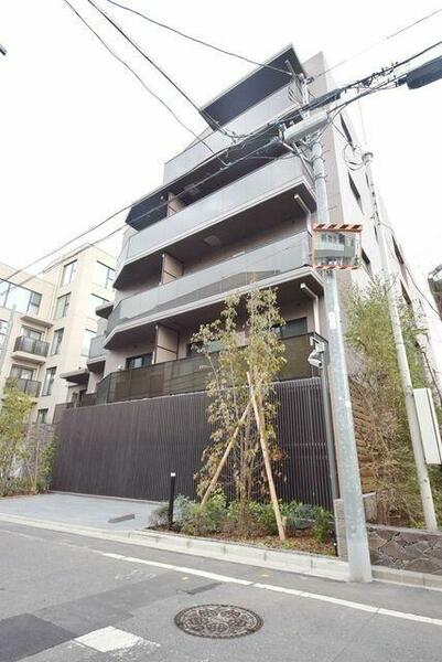 東京都新宿区市谷加賀町２丁目(賃貸マンション1LDK・1階・40.30㎡)の写真 その1
