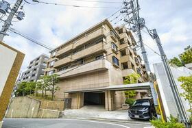 ロイヤルヒルズ笹丘