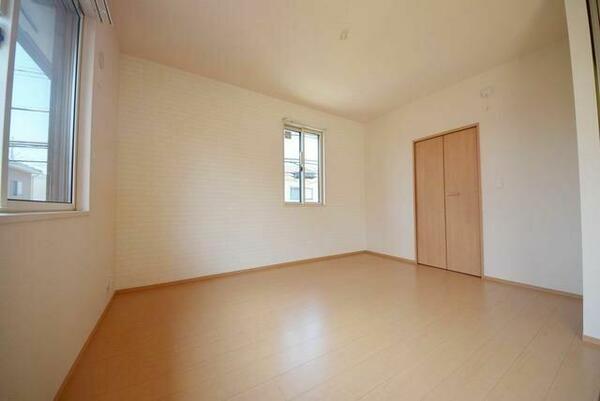 apartment 埼玉県坂戸市関間４丁目
地図を見る